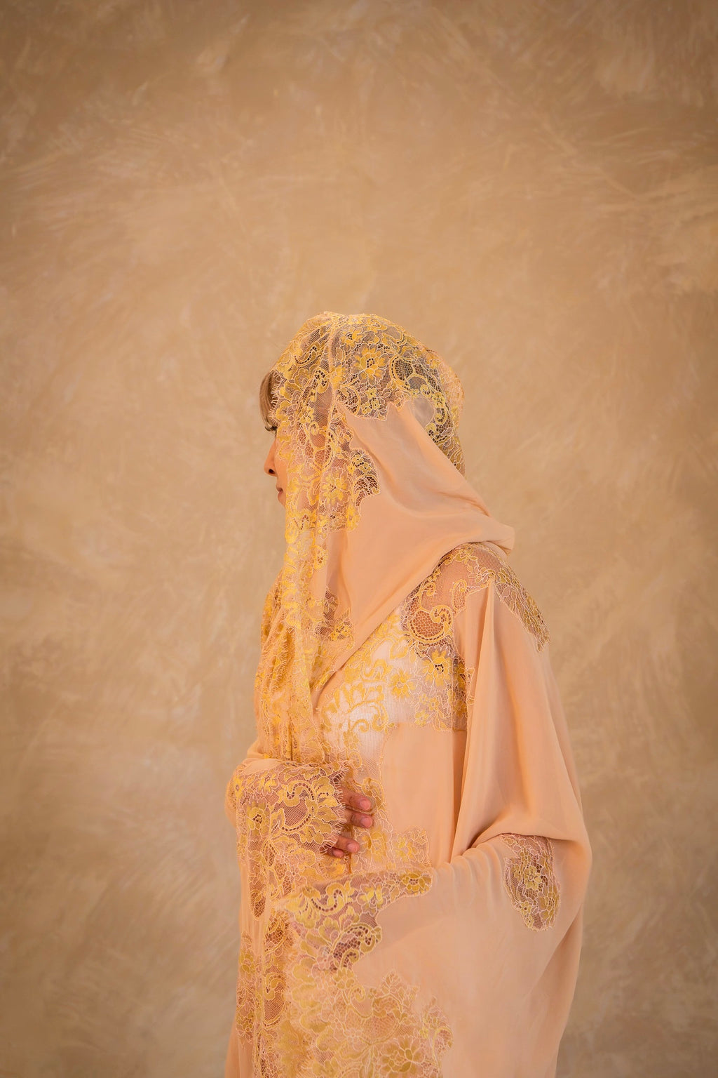 Hooded Sheila - French Rose