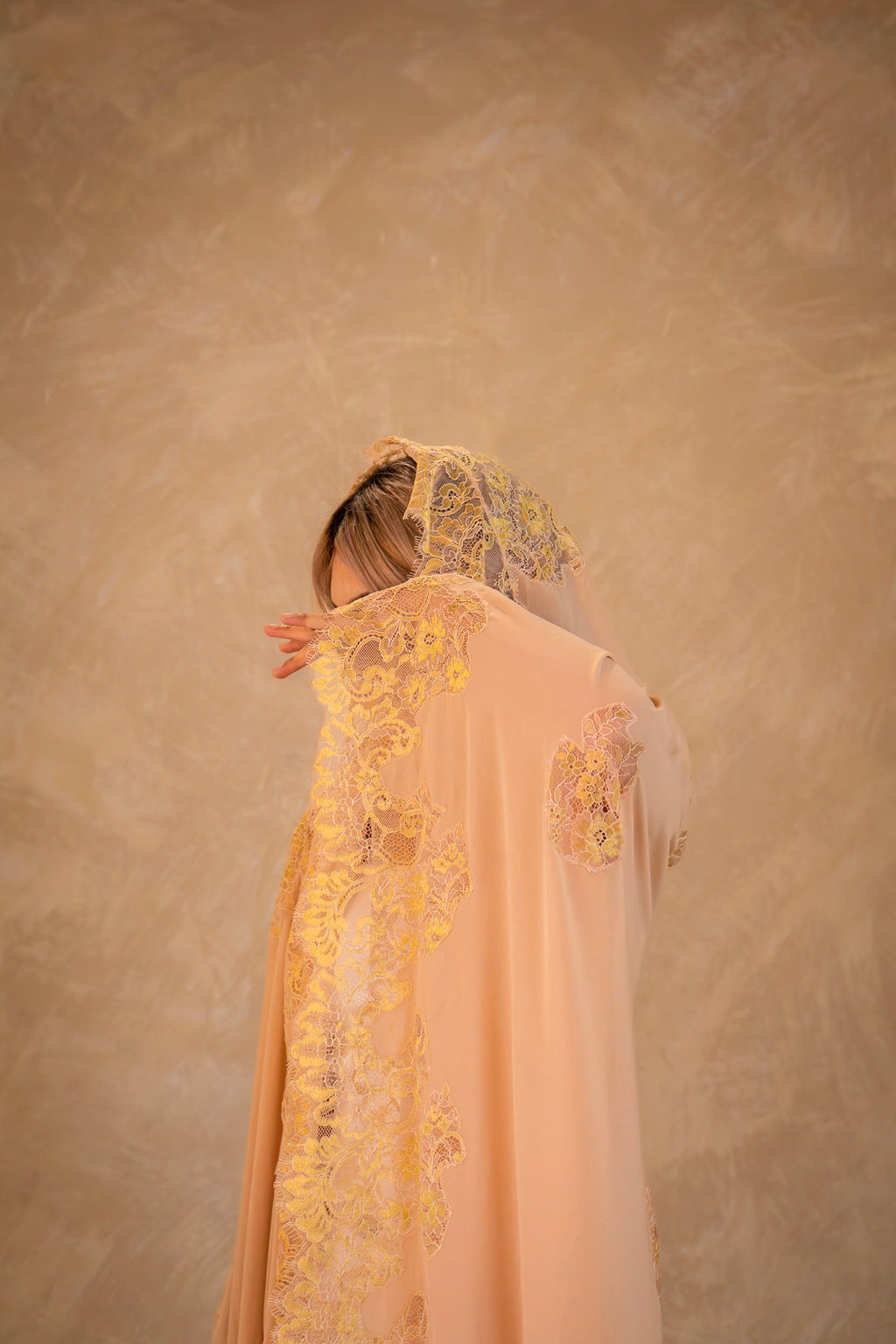 Hooded Sheila - French Rose