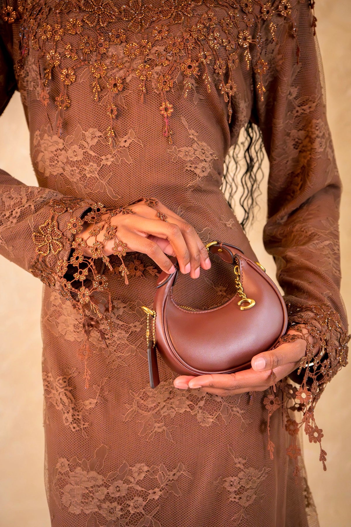 Chantilly Lace Mukhawar - Espresso