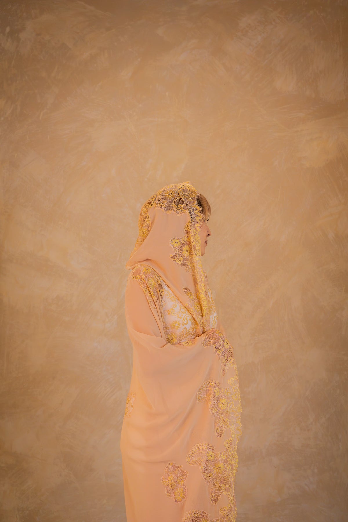 Hooded Sheila - French Rose