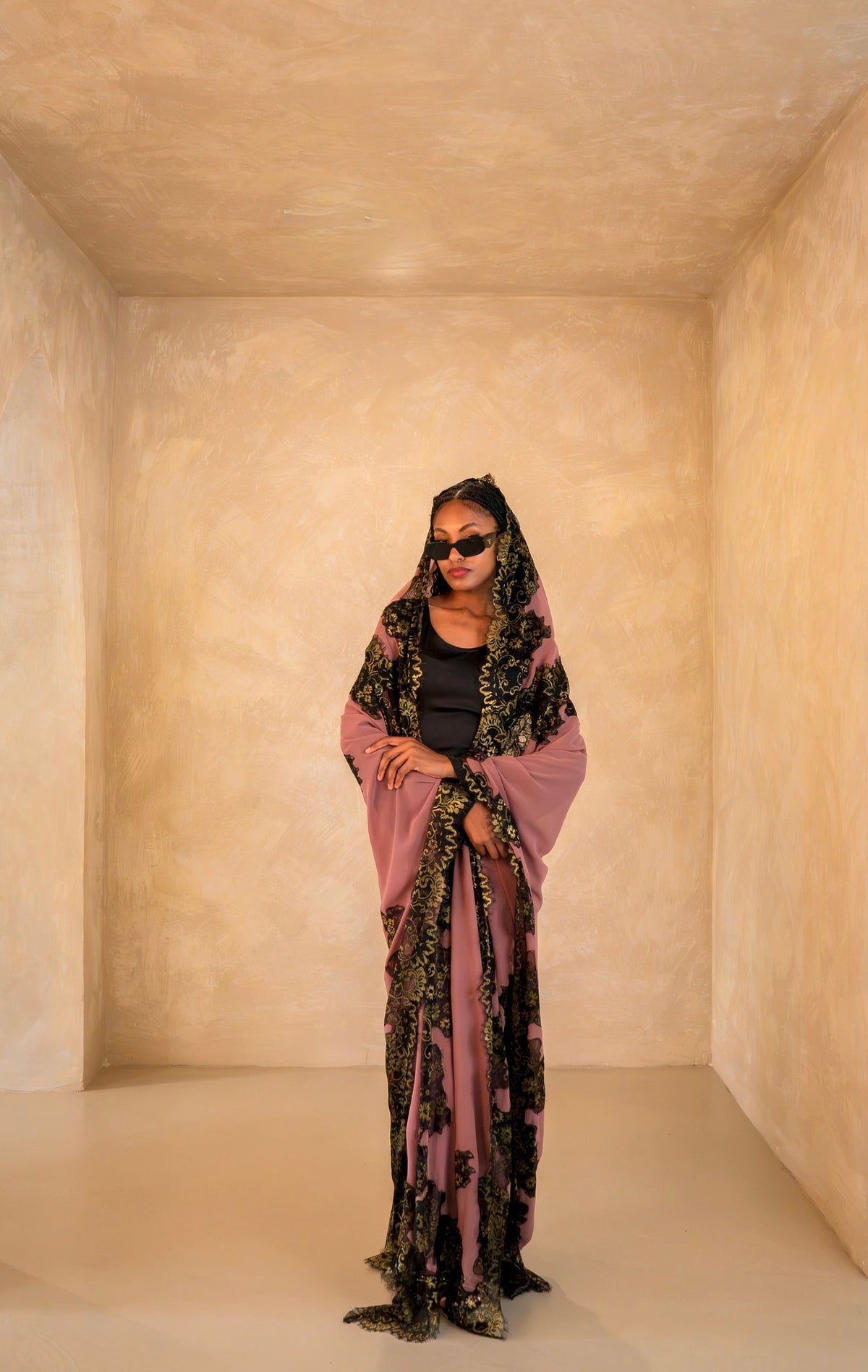 Hooded Sheila - Wild Plum Light