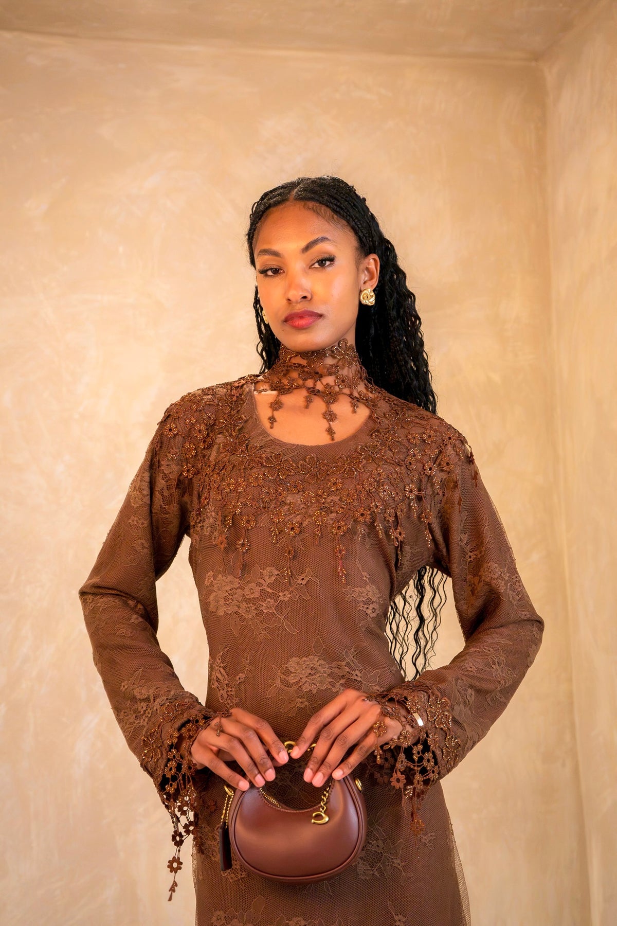 Chantilly Lace Mukhawar - Espresso